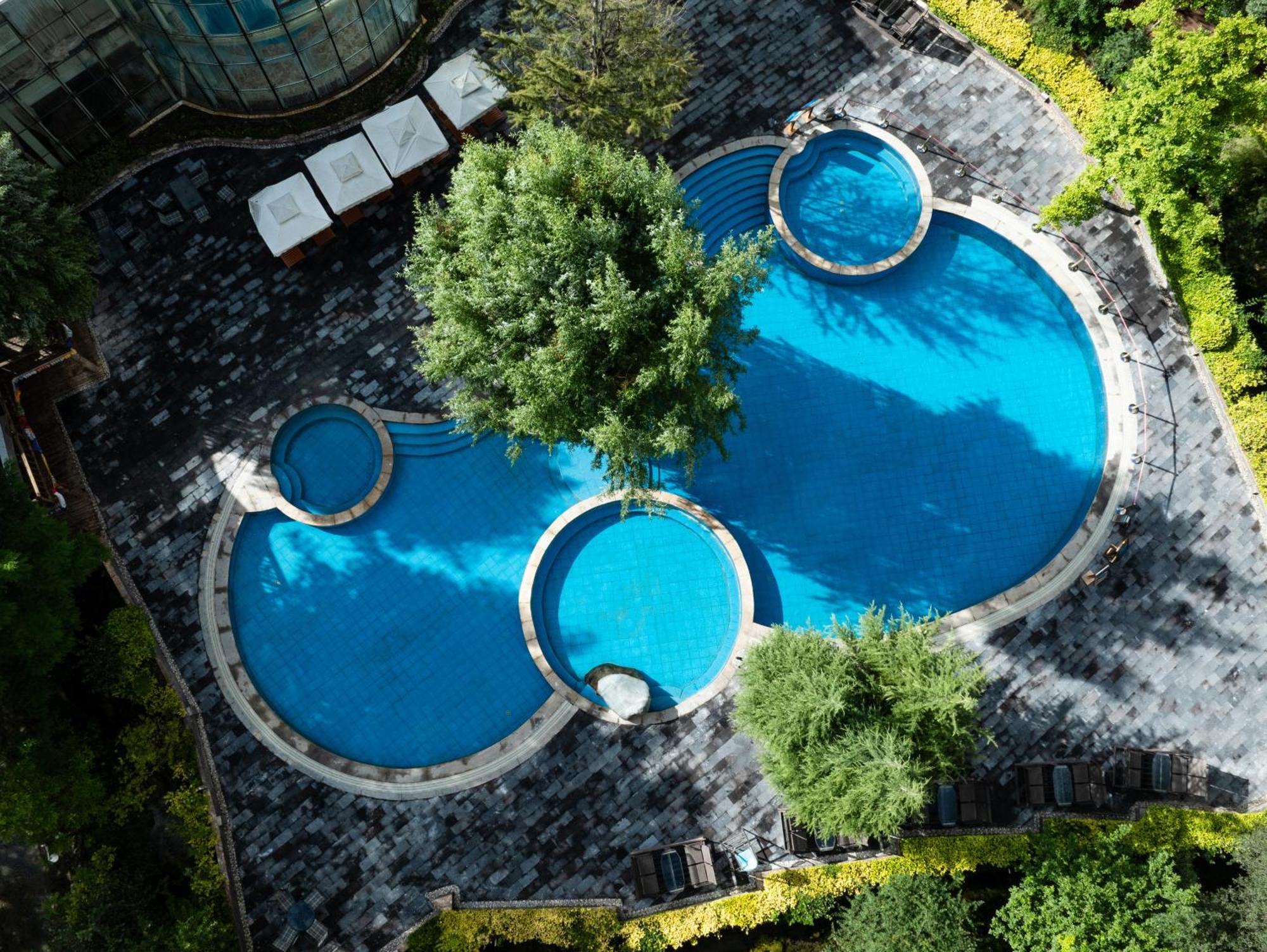 Howard Johnson Tian Yuan Jiuzhaigou Exterior foto